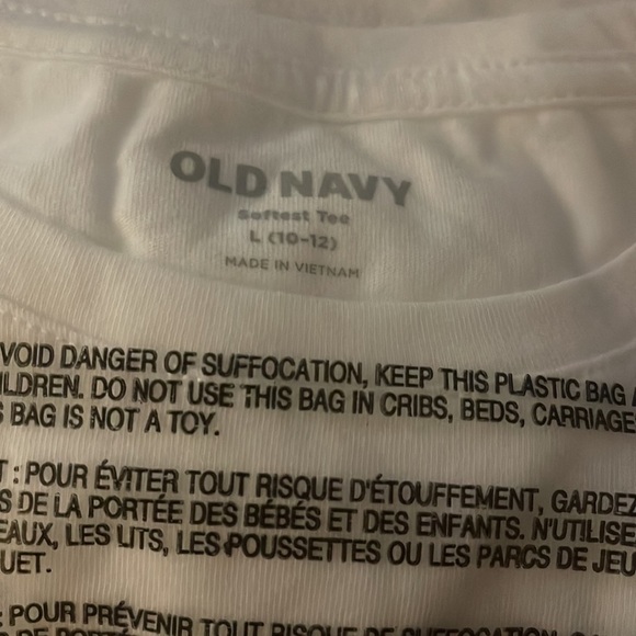 Old navy girls tee shirt sleeve crew neck - Picture 3 of 4